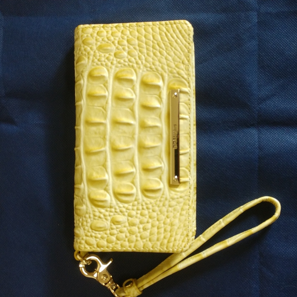 Brahmin Wristlet Wallet